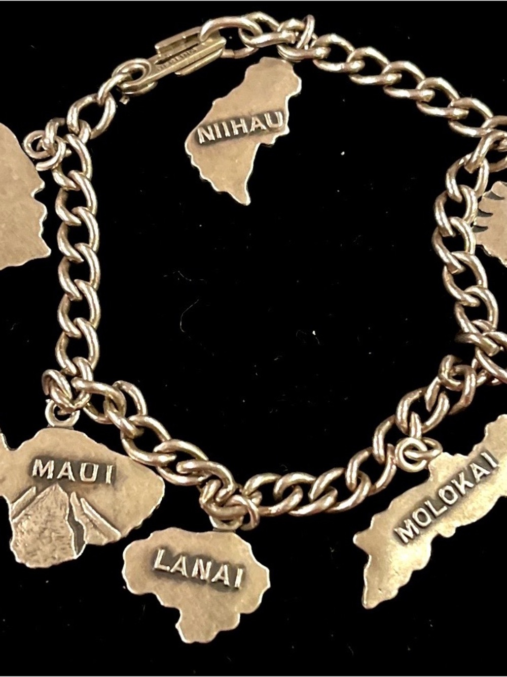 Vintage 1940s-1960s Sterling Silver  Hawaiian Islands Charm Bracelet - Picture 7 of 12